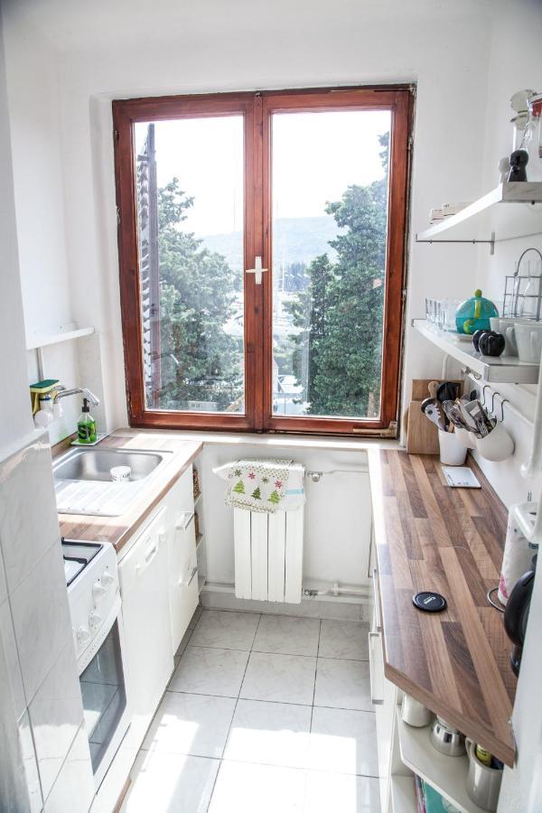 Ferienwohnung Apartma Premrlova Izola Exterior foto